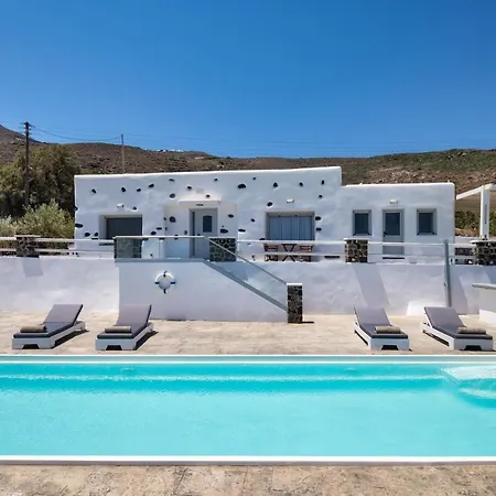 Lagoon Santorini Residences Aparthotel *